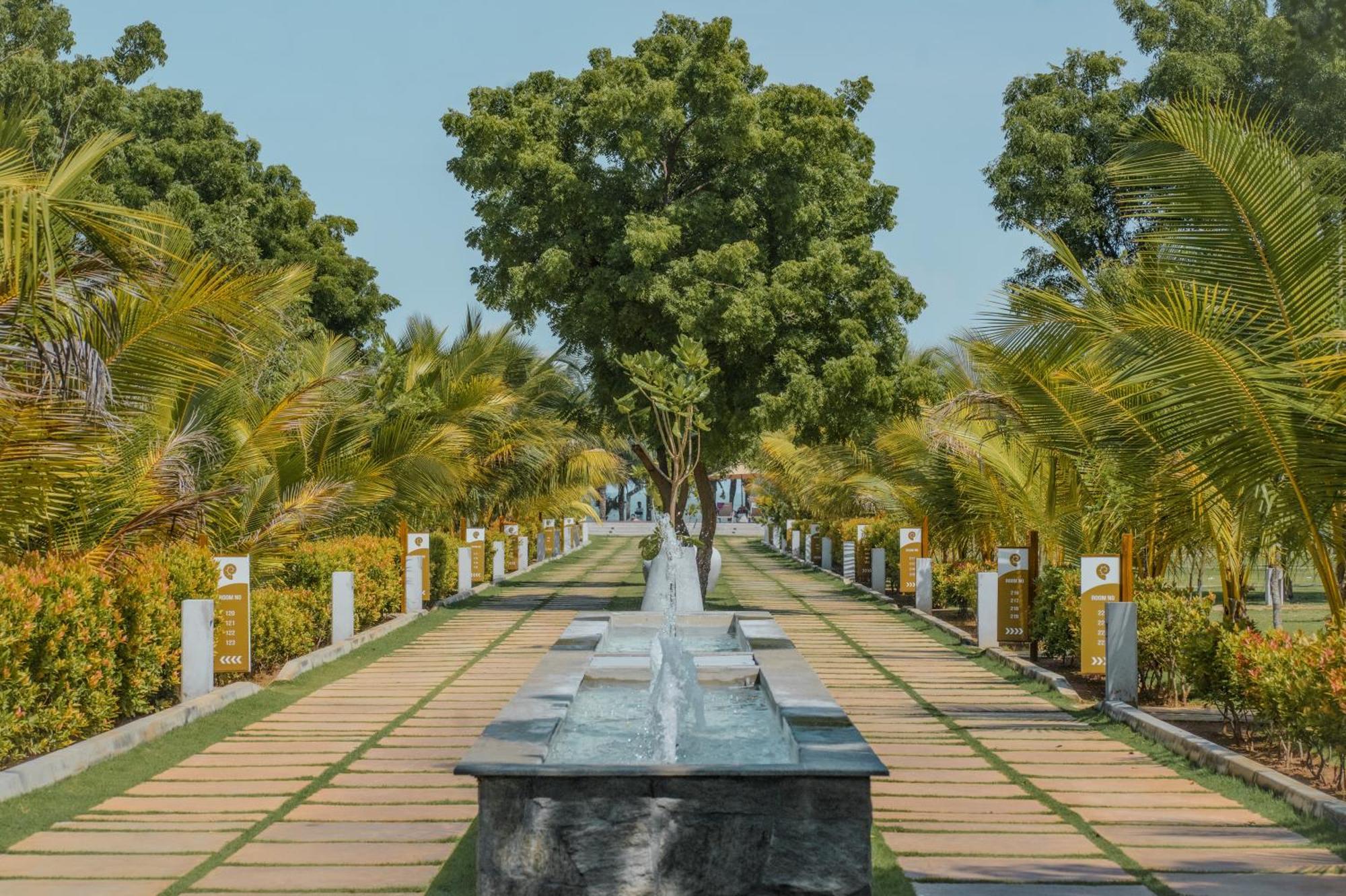 Uppuveli Beach By Dsk تريكونامالاي المظهر الخارجي الصورة